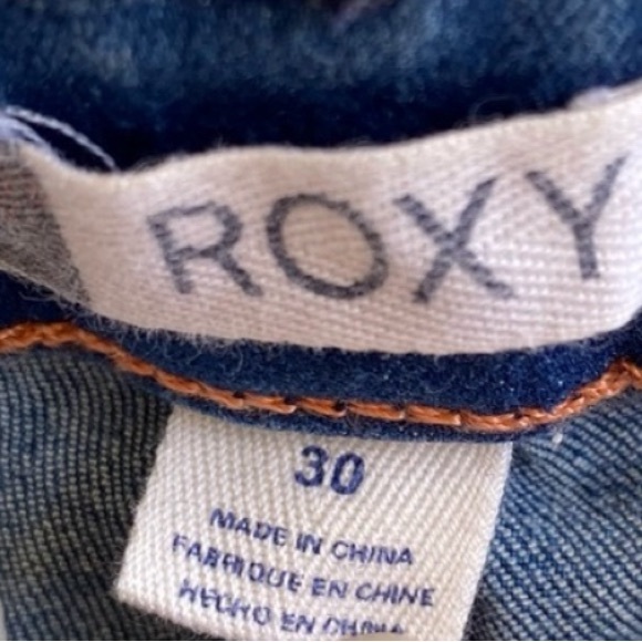 Roxy Size 30 Stretch Denim In My Head Short Shorts - Picture 6 of 6
